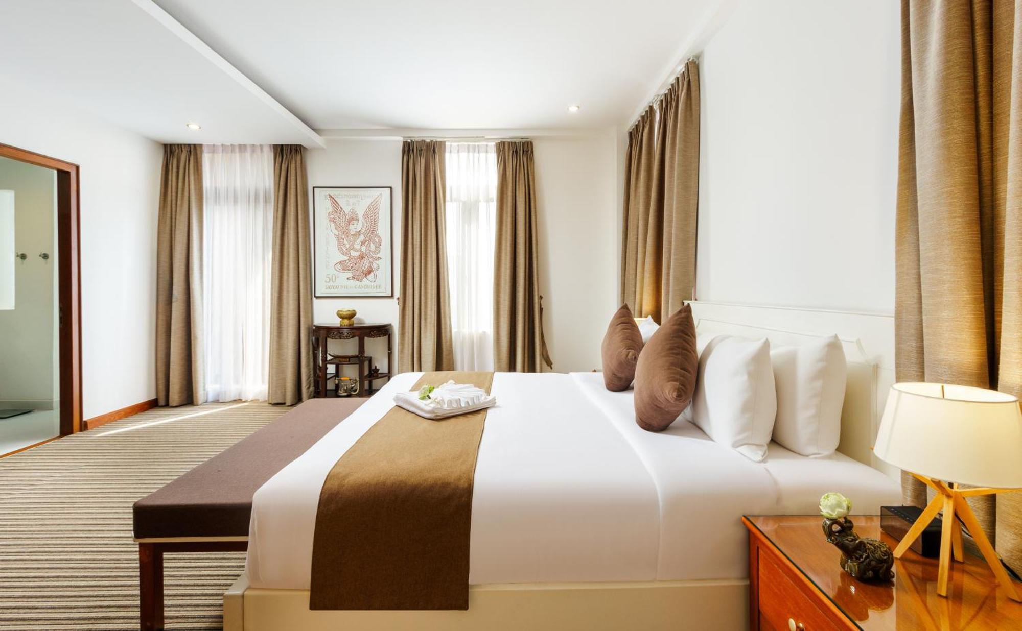 Jaya Suites Hotel Пном Пен Екстериор снимка