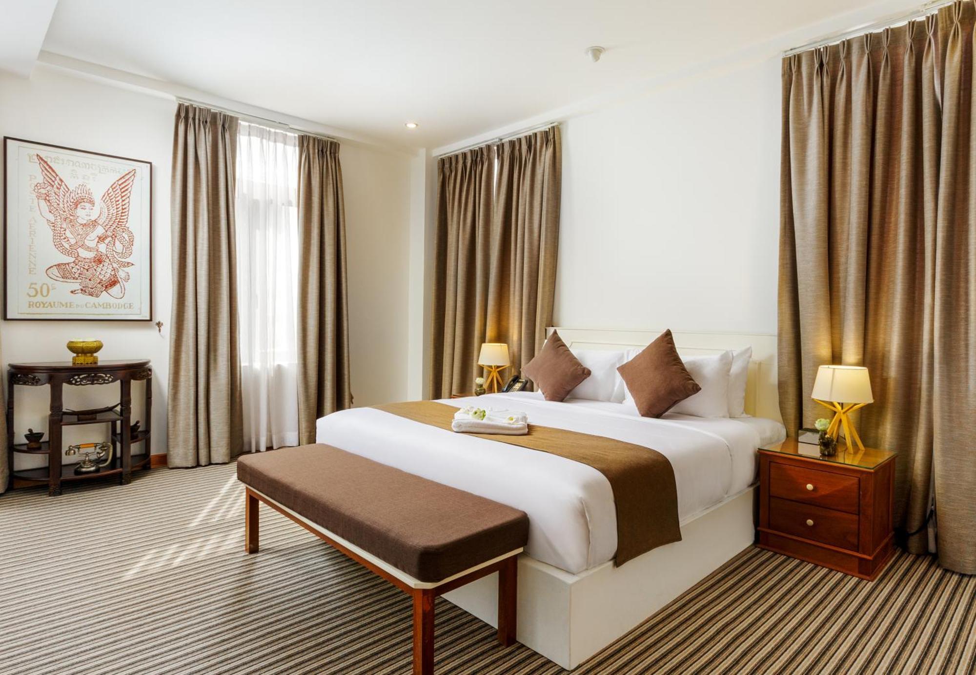 Jaya Suites Hotel Пном Пен Екстериор снимка
