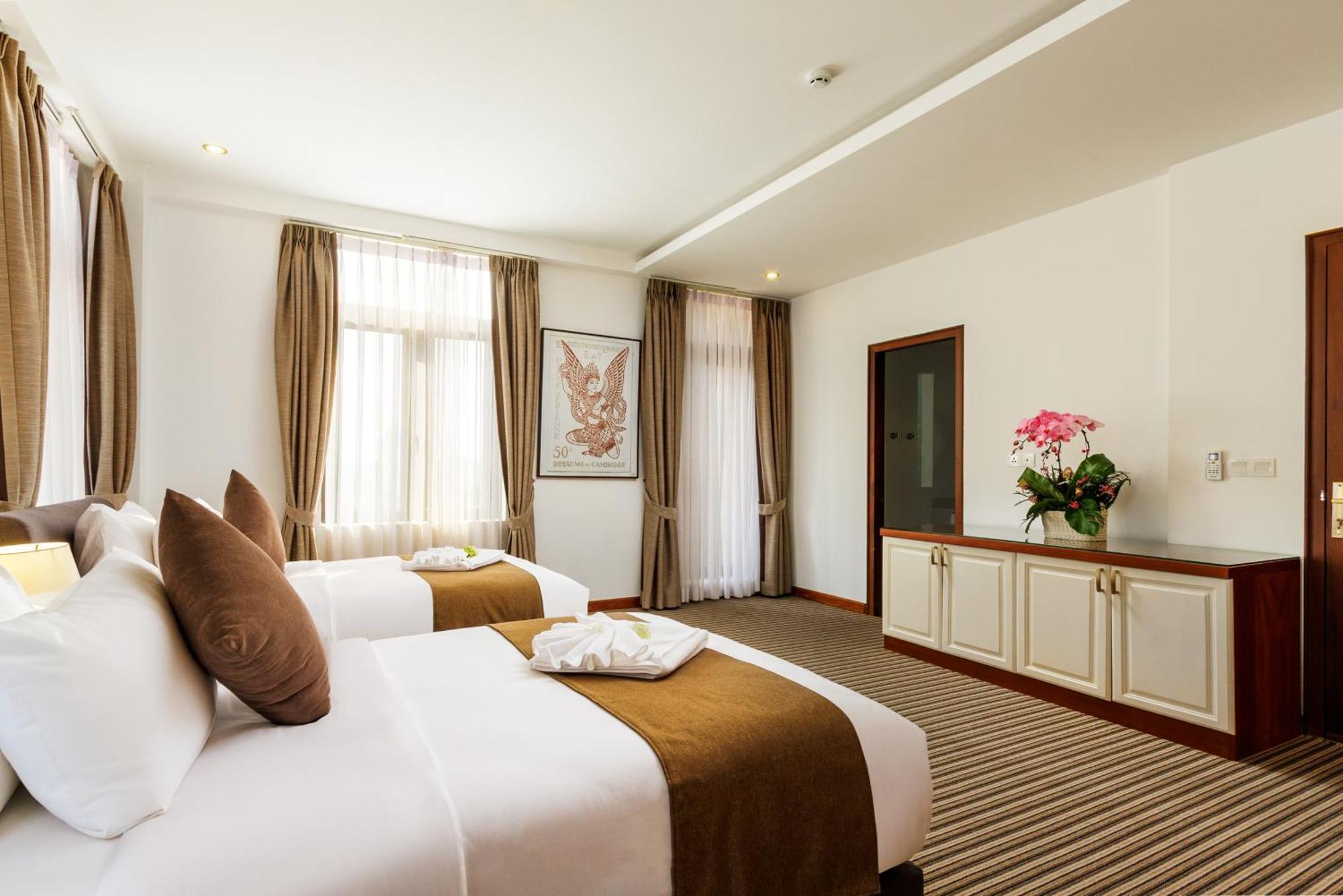 Jaya Suites Hotel Пном Пен Екстериор снимка