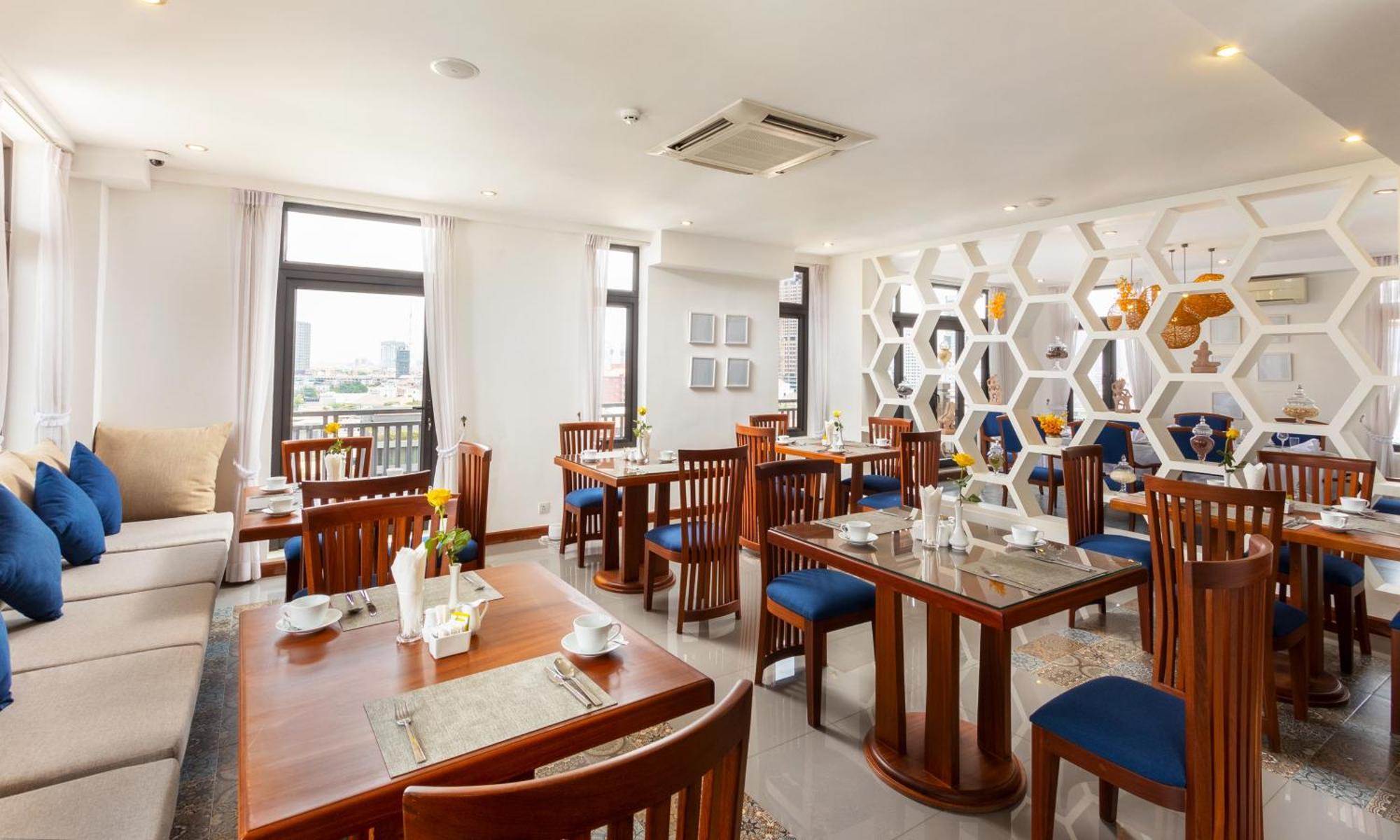 Jaya Suites Hotel Пном Пен Екстериор снимка