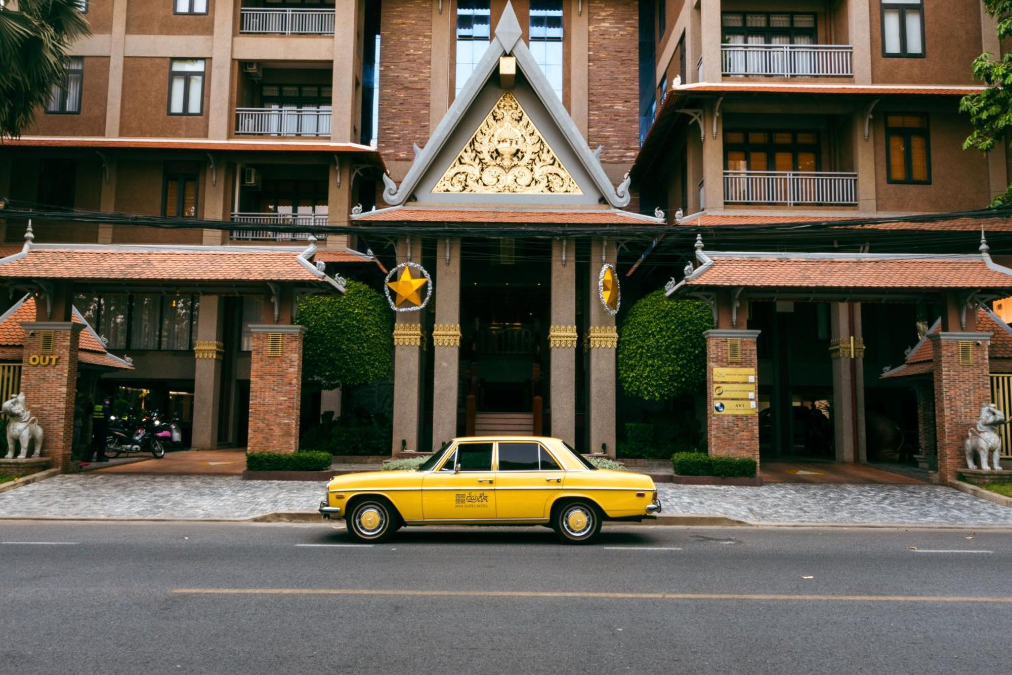 Jaya Suites Hotel Пном Пен Екстериор снимка