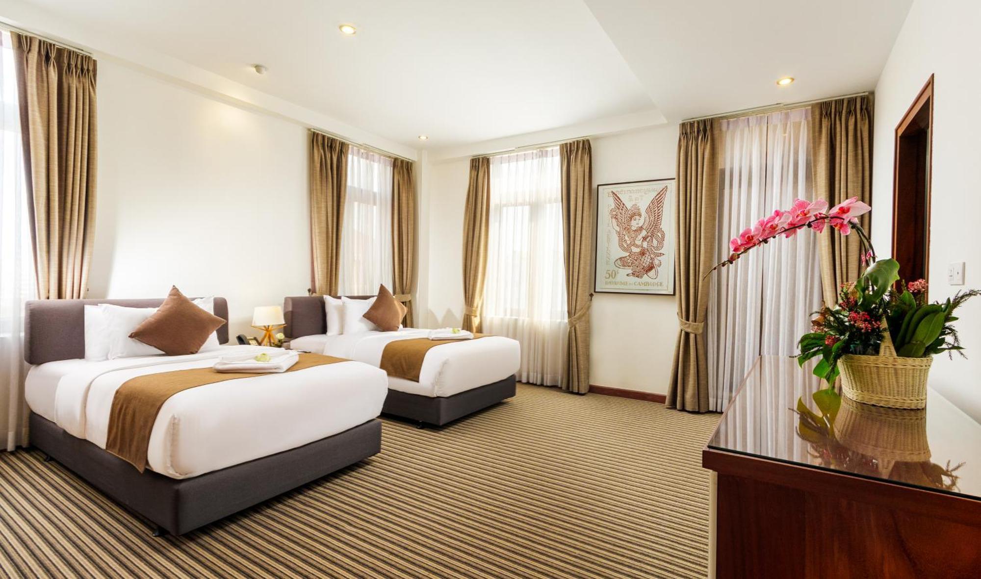 Jaya Suites Hotel Пном Пен Екстериор снимка
