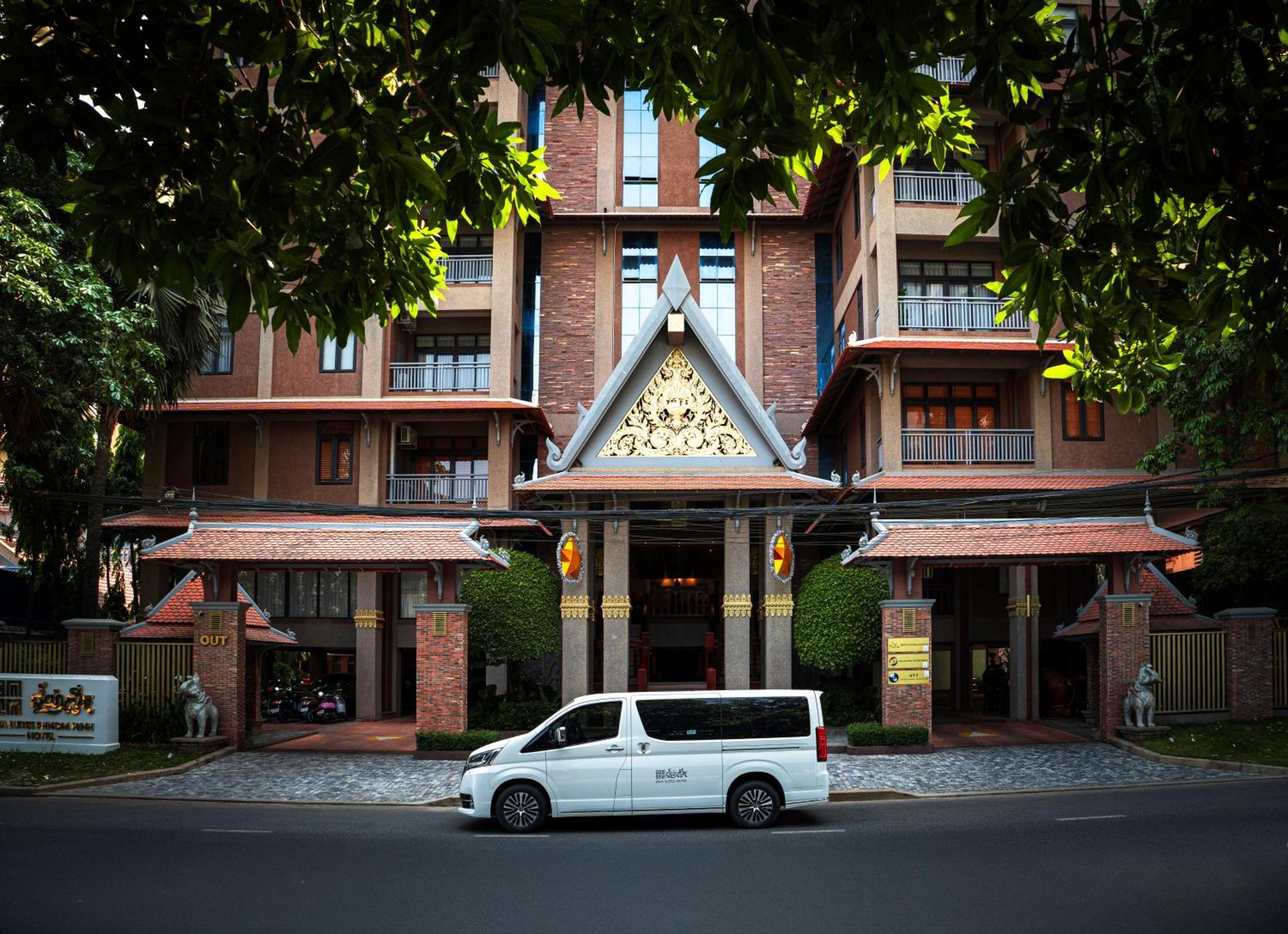 Jaya Suites Hotel Пном Пен Екстериор снимка