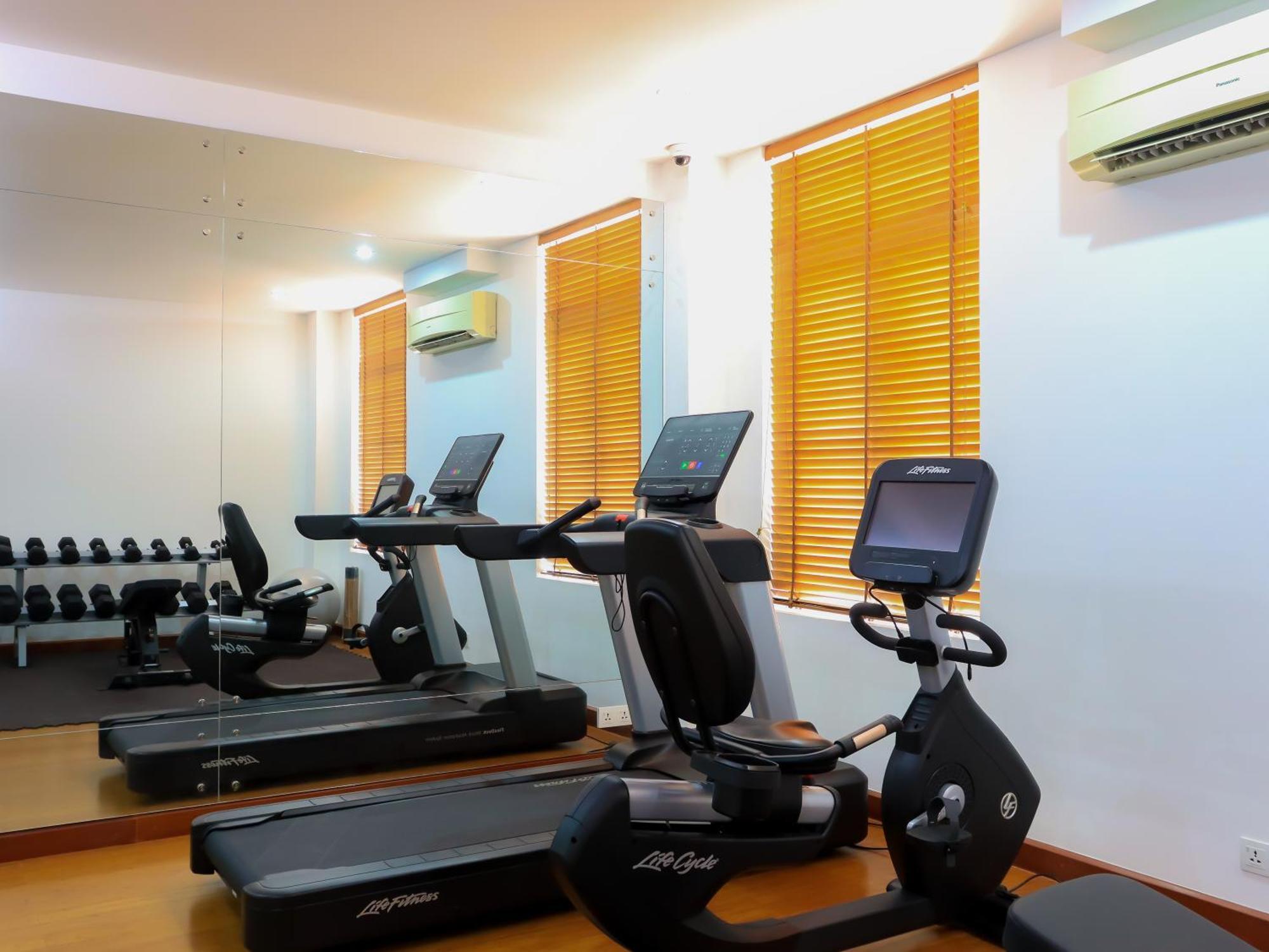 Jaya Suites Hotel Пном Пен Екстериор снимка