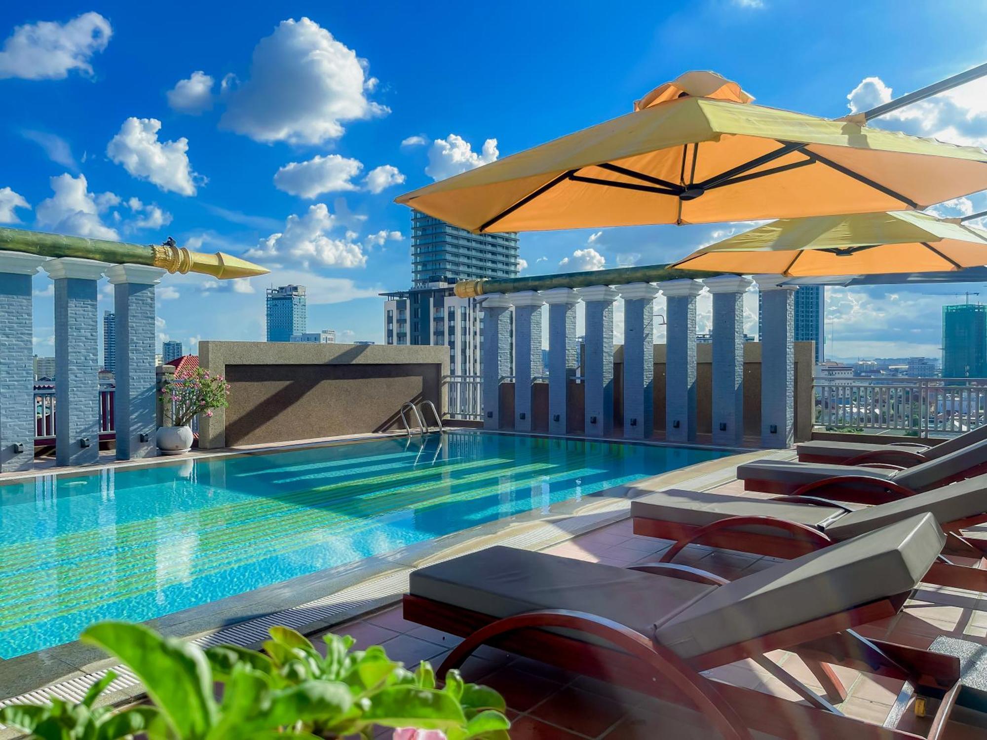 Jaya Suites Hotel Пном Пен Екстериор снимка